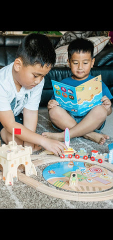 Coastal Clean-up Train Timber Set