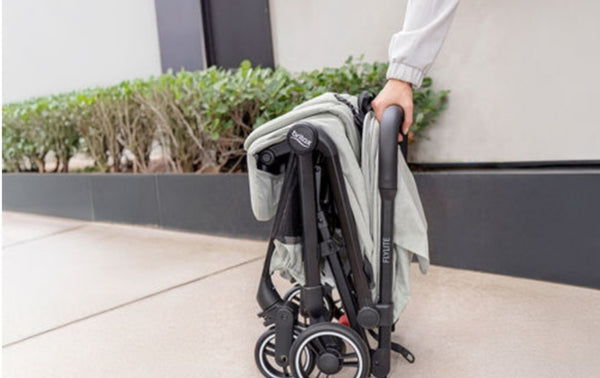 Britax Flylite - Travel Pram Green Only - Includes Travel Bag