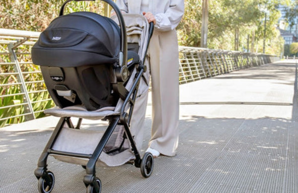 Britax Flylite - Travel Pram Green Only - Includes Travel Bag