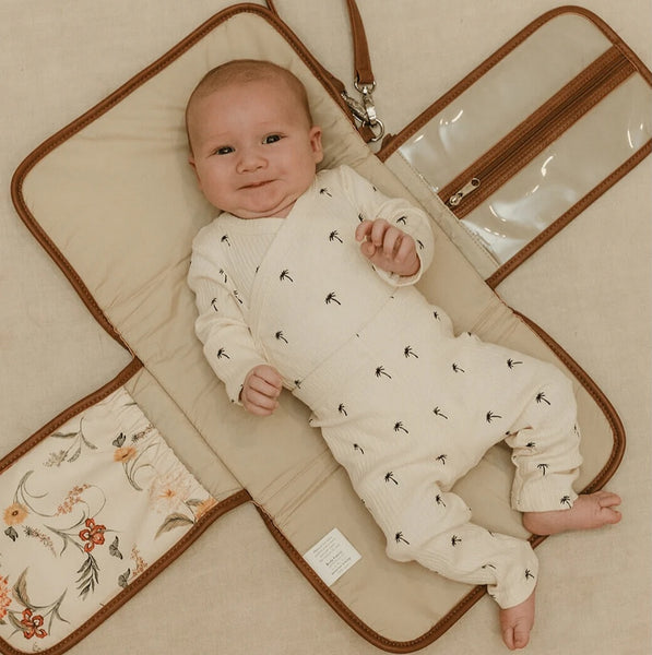 Oioi Travel Change Mat/Clutch